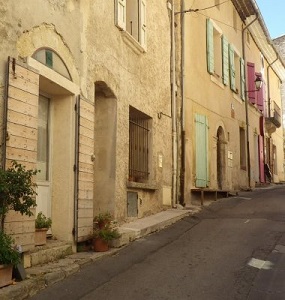 Cucuron