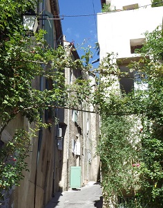 Cucuron